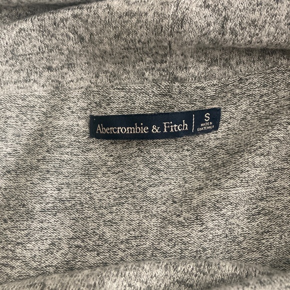 Abercrombie & Fitch Cozy Off-The-Shoulder Top - Picture 3 of 3